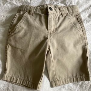 Boys khakis shorts with button and zip fly size 4T